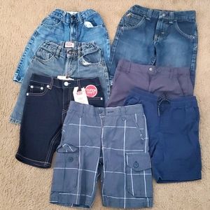 BOYS short 5- Size 6 2- Size 7